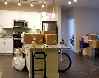 Do I Need to Hire a Move Out Cleaning Service?